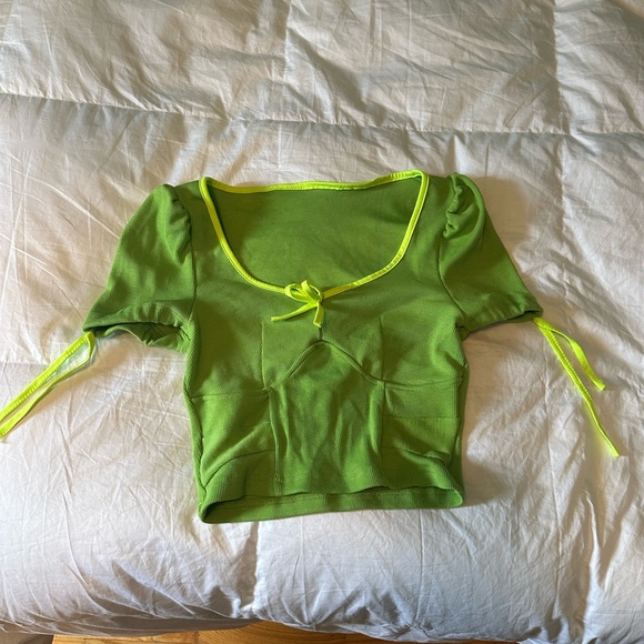 Top - Picture 1 of 1